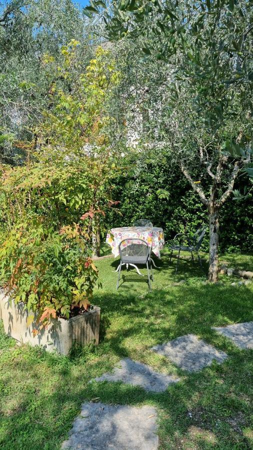Ferienwohnung Casa Elsa Torri Del Benaco Exterior foto