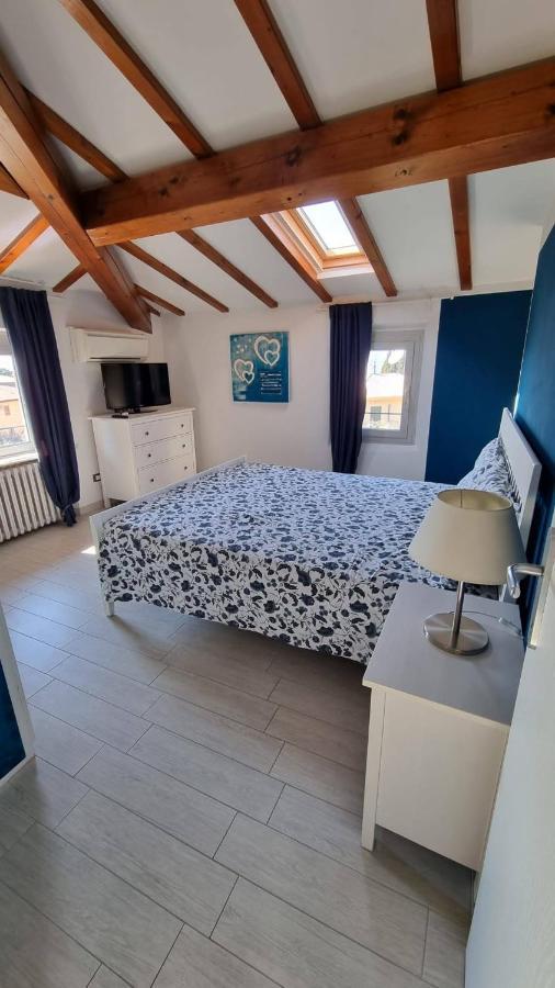 Ferienwohnung Casa Elsa Torri Del Benaco Exterior foto